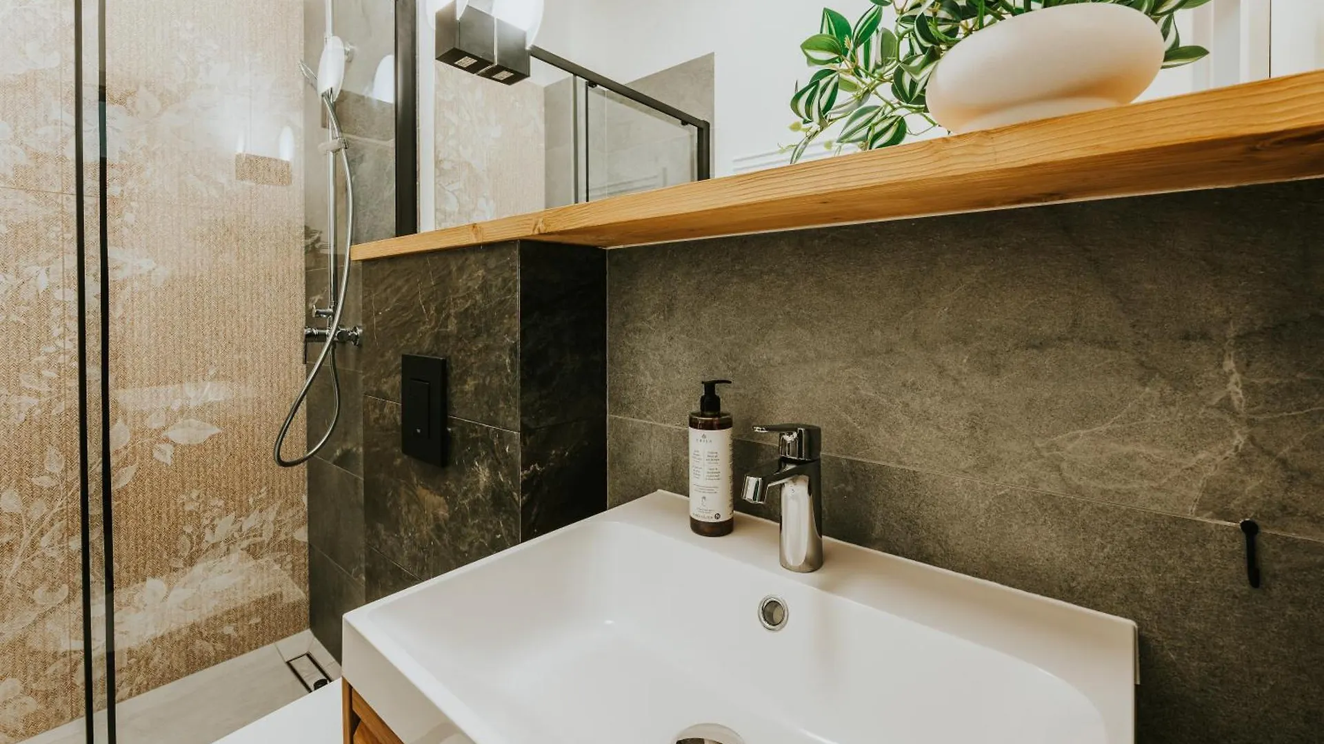 Visitzakopane Apartament Miodowy